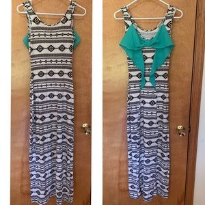 🌻 Maxi dress with bow in the back